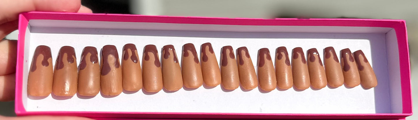 24 Piece Gel Press On Nail Set