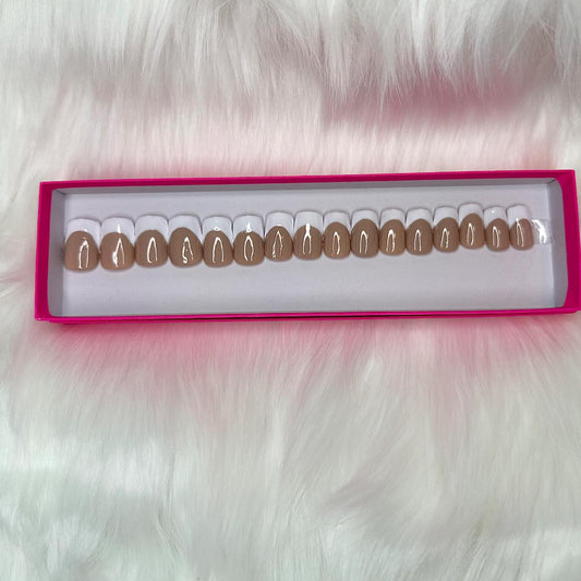 24 Piece Gel Press On Nail Set