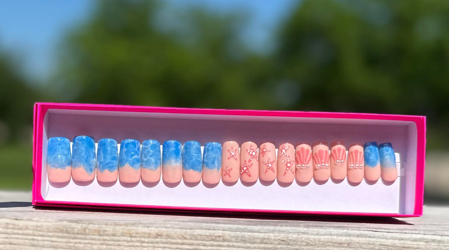 24 Piece Gel Press On Nail Set